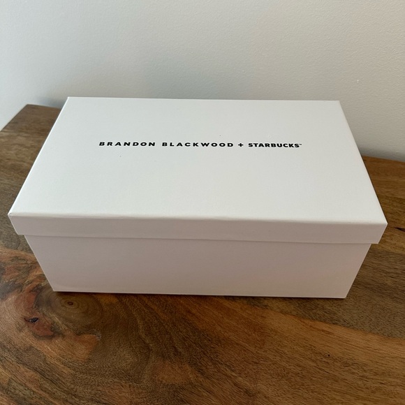 Brandon Blackwood x Starbucks Sling Bag - Picture 6 of 7